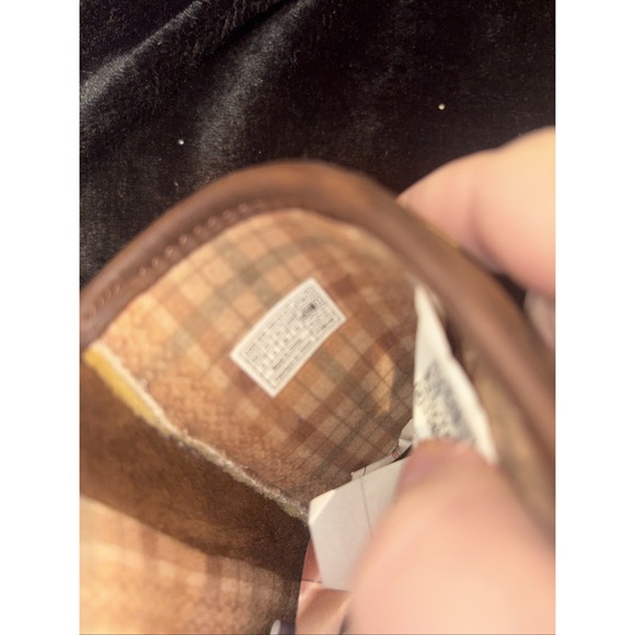 Toddler Size 9 UGG Boots Brown (1H) - Picture 5 of 6